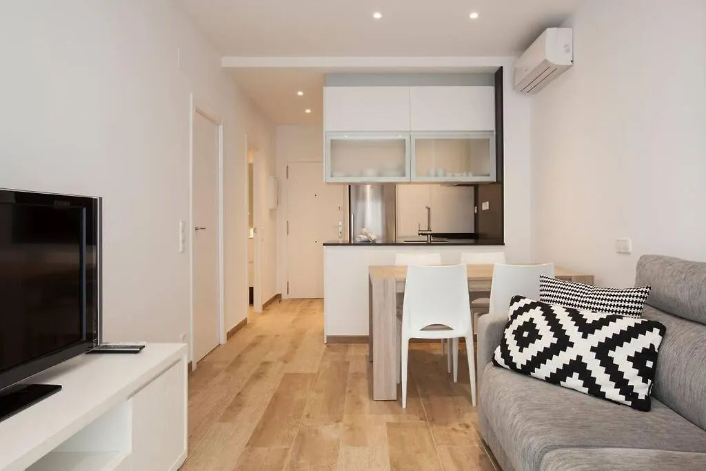 Diagonal/Paseo De Gracia 4 Pax Apartment Barcelona